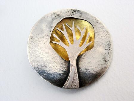 gold dome tree brooch £160