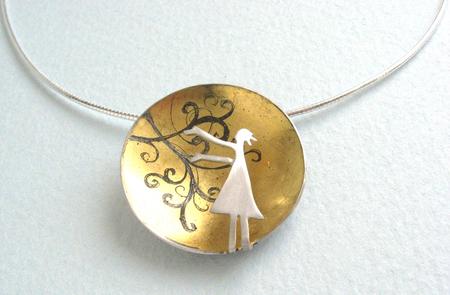 rushing-wind-pendant2