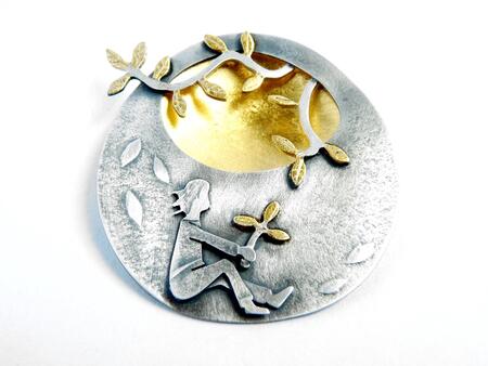 Hope creeping in brooch/pendant £225