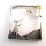 golden firebird brooch £180
