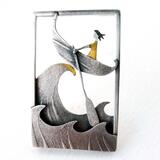 Crest of a wave brooch £200
