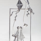 kite fliers kissing £250