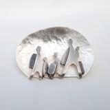 Migration brooch £200