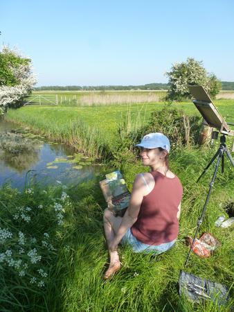 My Beautiful 12 year old daughter, Bethany, with her pochade box..train them young I say!