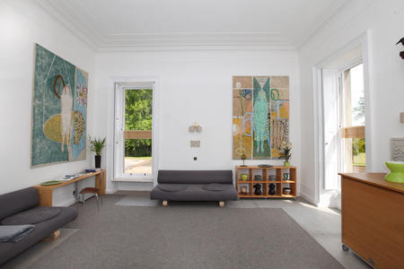 gallery space with 'three graces' 2006