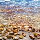 Piedras en la playa 