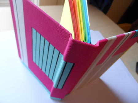 Closed spine rainbow