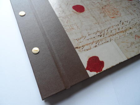 Screw post binding #1