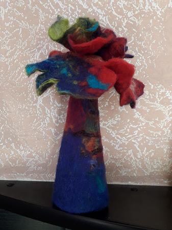 felted vase and felted flower
