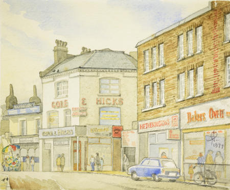 1977 Ealing Broadway bu the Station