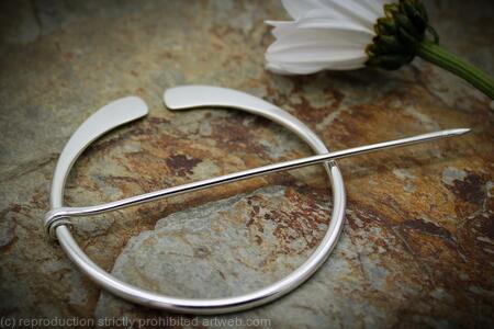 Penannular Brooch - Large Smooth Sterling Silver - Celtic Brooch - Fibula Brooch