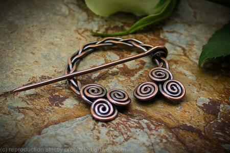 Penannular Brooch - Celtic Triskele Spirals - Braided Copper - small - Celtic Fibula pin