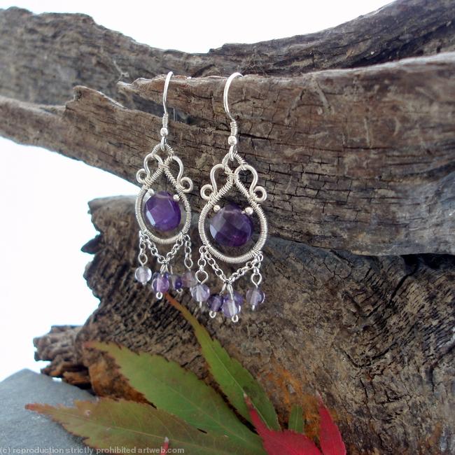 Eastern Charm Earrings - Amethyst