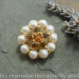 Kiss Kross Cluster brooch