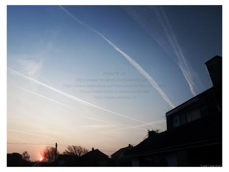Vapour Trails, South Hayling 01.