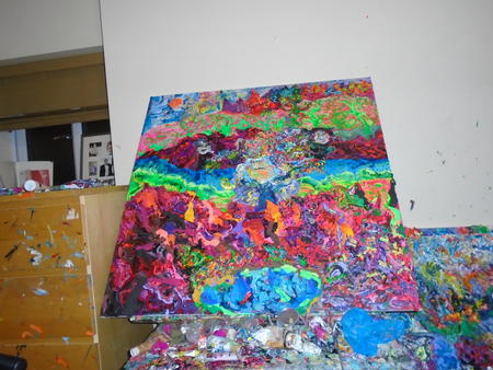 leggin it uhkross duh water kozz u oughter..