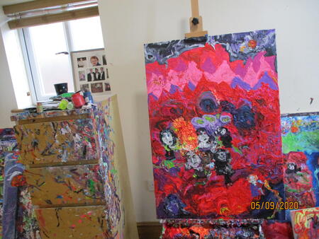 Thee redd MaahnTensz ofz sir jimmy may nd fumilee on uh midnite trek