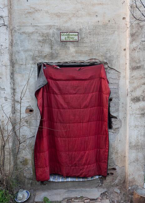 Torre eléctrica II. La puerta.