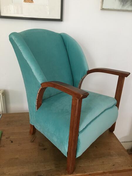 ART DECO VELVET CHAIR