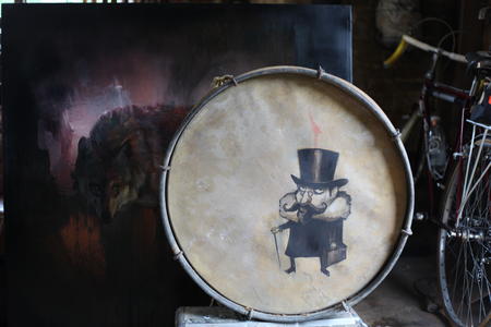 enter the theatre of bizarre