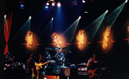 Lou Reed gauze in Studio.