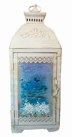 Lantern Gulls over white seas in whitewashed lantern