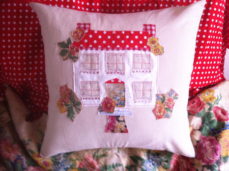 Cottage cushion 