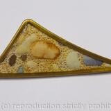 G105 Triangle Beach Brooch