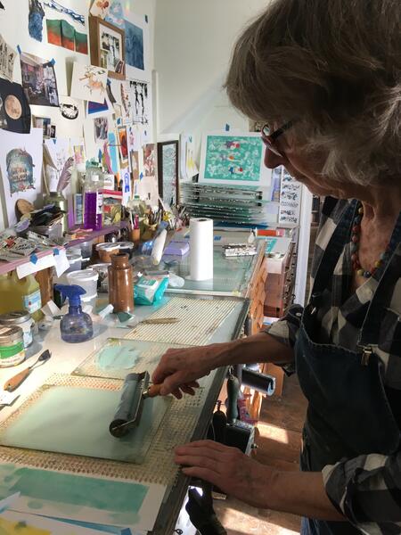 Demonstrating inking up