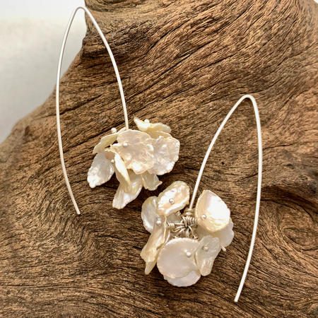 Petal Pearl Cluster Swing Earrings