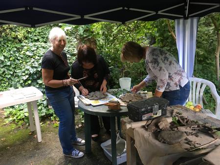 making sculpture in the garden